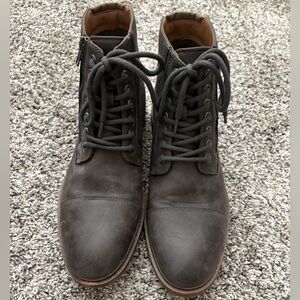 Men’s Sonoma dress boots.